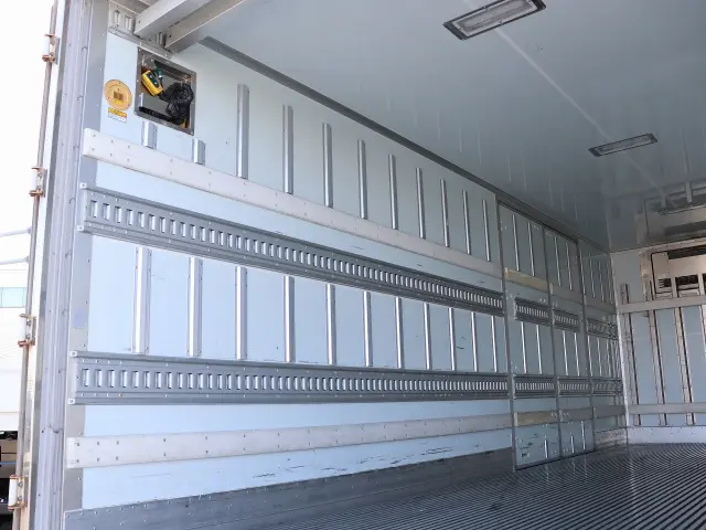 日野 レンジャー 2KG-FD2ABG(2WD)の写真12
