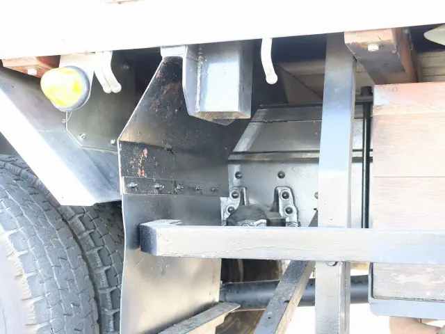 いすゞ フォワード PB-FSS35K3J(4WD)の写真21