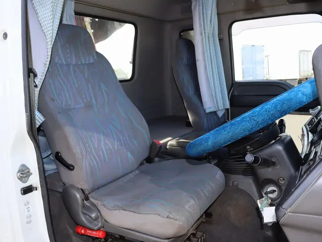 いすゞ フォワード PB-FSS35K3J(4WD)の写真31