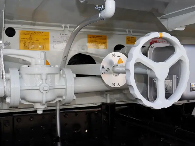 三菱 キャンター 2PG-FEA80(2WD)の写真15