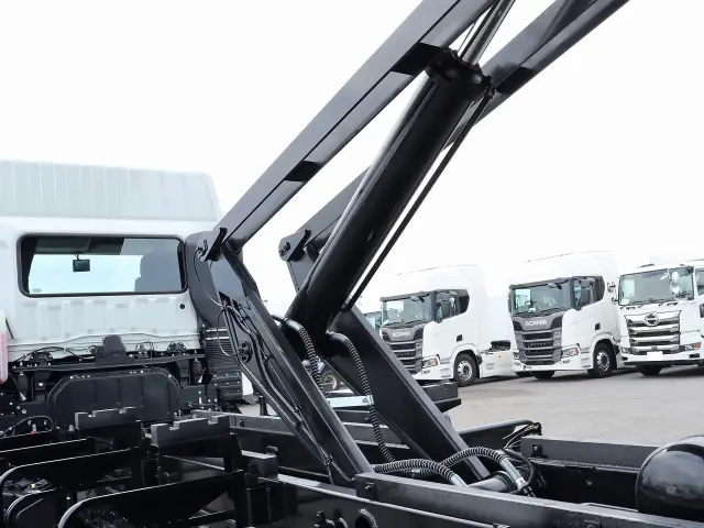 三菱 スーパーグレート 2PG-FV80VZ(6x4)の写真7