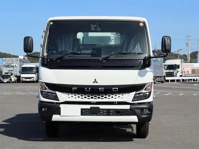 三菱 キャンター 2PG-FEB90(2WD)の写真2