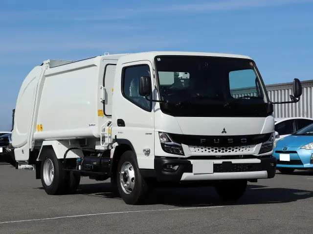 三菱 キャンター 2PG-FEB90(2WD)の写真3