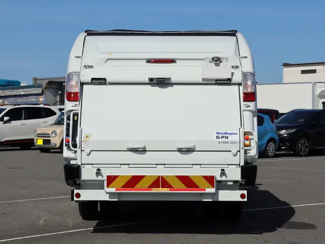 三菱 キャンター 2PG-FEB90(2WD)の写真8