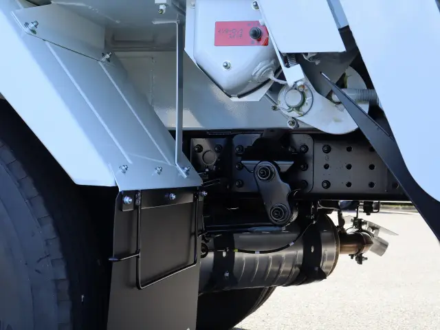 三菱 キャンター 2PG-FEB90(2WD)の写真22