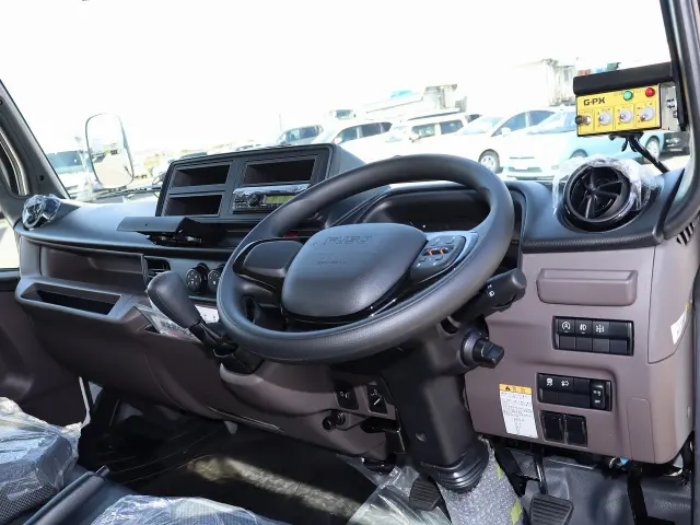 三菱 キャンター 2PG-FEB90(2WD)の写真31