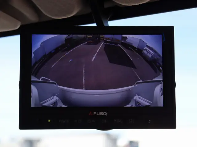 三菱 キャンター 2PG-FEB90(2WD)の写真32