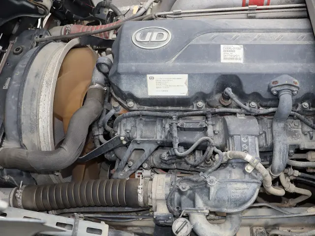 UD クオン QKG-CW5XL(6x4)の写真31