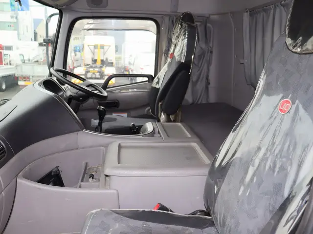 UD クオン QKG-CW5XL(6x4)の写真37