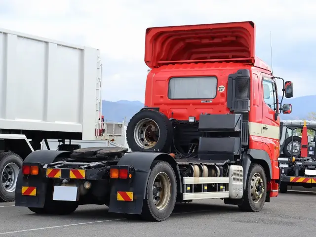 日野 プロフィア QKG-SH1EGDG(2WD)の写真6