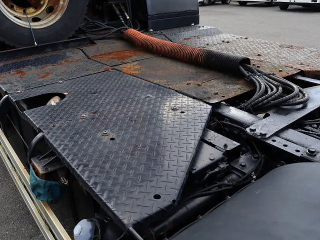 日野 プロフィア QKG-SH1EGDG(2WD)の写真11