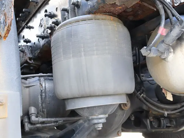 日野 プロフィア QKG-SH1EGDG(2WD)の写真21