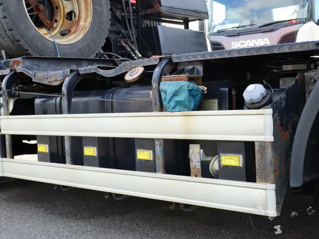 日野 プロフィア QKG-SH1EGDG(2WD)の写真28