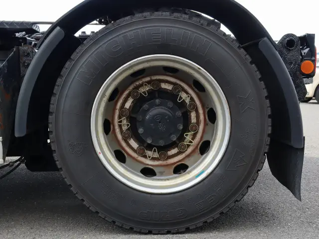 日野 プロフィア QKG-SH1EGDG(2WD)の写真29