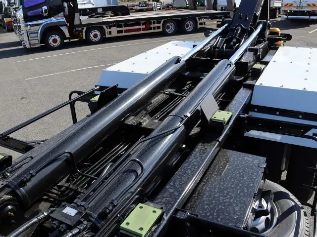 三菱 スーパーグレート 2PG-FV80VY(6x4)の写真13