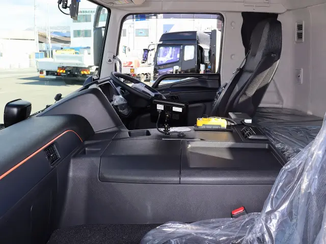 三菱 スーパーグレート 2PG-FV80VY(6x4)の写真37