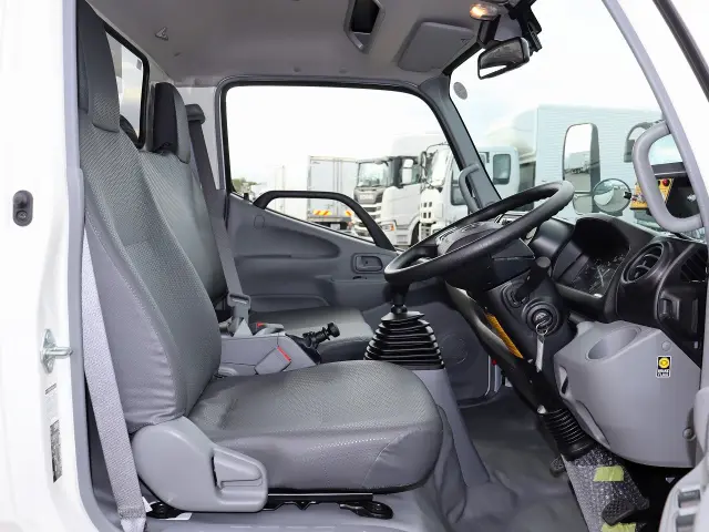 トヨタ ダイナ 2KG-XZU605A(2WD)の写真31