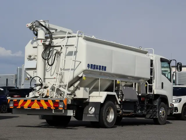 いすゞ フォワード 2RG-FSR90S2(2WD)の写真6