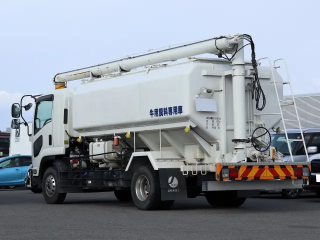 いすゞ フォワード 2RG-FSR90S2(2WD)の写真7