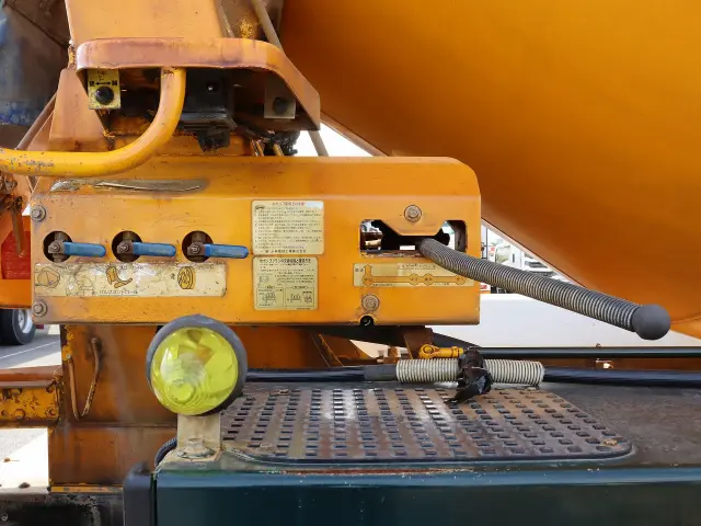 いすゞ ギガ 2KG-CXZ60CT(2WD)の写真14