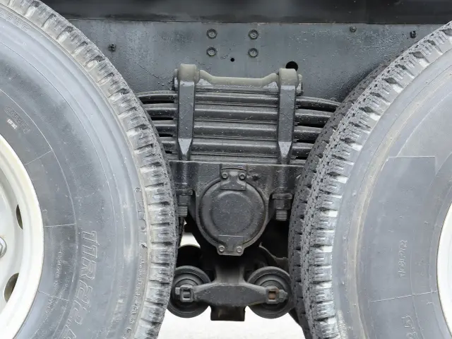 いすゞ ギガ 2KG-CXZ60CT(2WD)の写真23