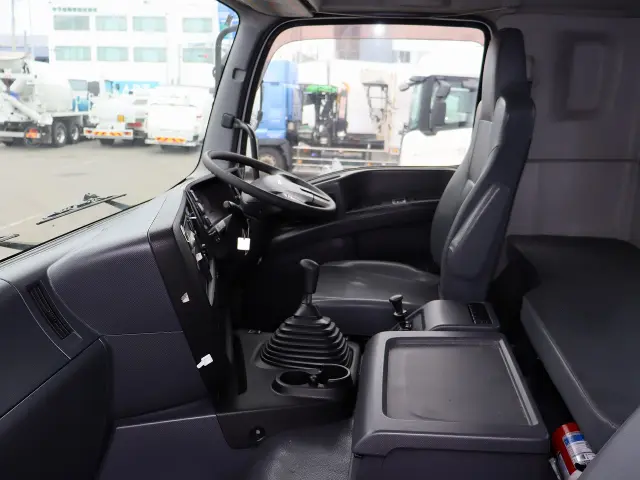 いすゞ ギガ 2KG-CXZ60CT(2WD)の写真34