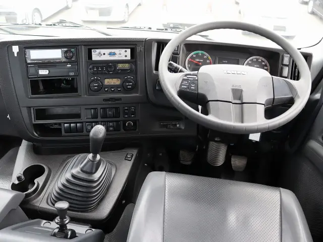 いすゞ ギガ 2KG-CXZ60CT(2WD)の写真36