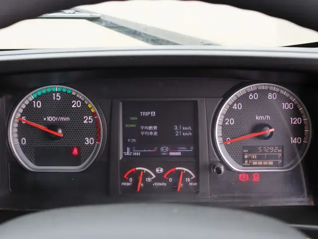 いすゞ ギガ 2KG-CXZ60CT(2WD)の写真39