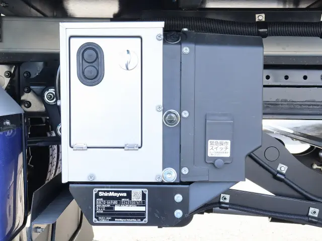 三菱 キャンター 2RG-FEB80(2WD)の写真16