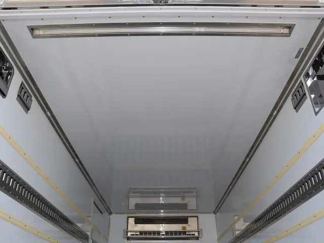 三菱 キャンター 2RG-FEB80(2WD)の写真27