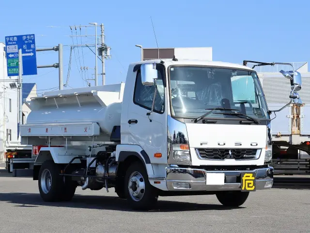 三菱 ファイター 2PG-FK72NA(2WD)の写真3