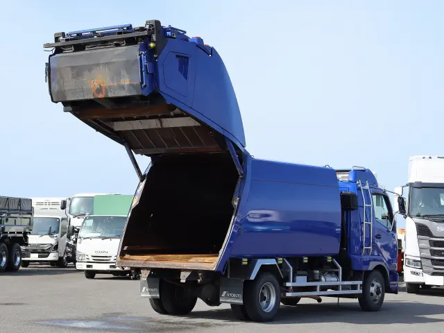 三菱 ファイター PDG-FK61F(2WD)の写真9