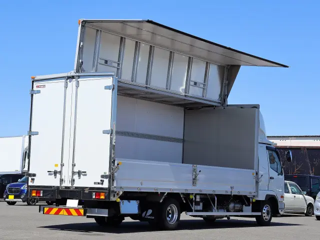 三菱 ファイター 2KG-FK65F(2WD)の写真13