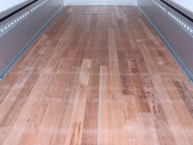 三菱 ファイター 2KG-FK65F(2WD)の写真18