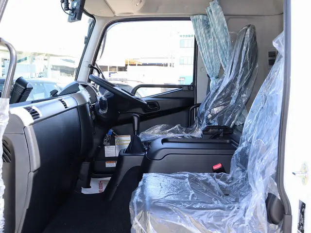 三菱 ファイター 2KG-FK65F(2WD)の写真33