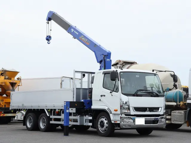 三菱 ファイター 2DG-FQ62F(6x4)の写真2