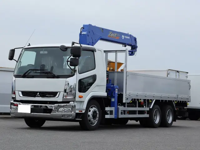 三菱 ファイター 2DG-FQ62F(6x4)の写真5