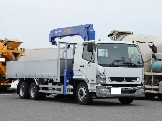 三菱 ファイター 2DG-FQ62F(6x4)の写真7