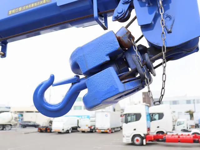 三菱 ファイター 2DG-FQ62F(6x4)の写真16