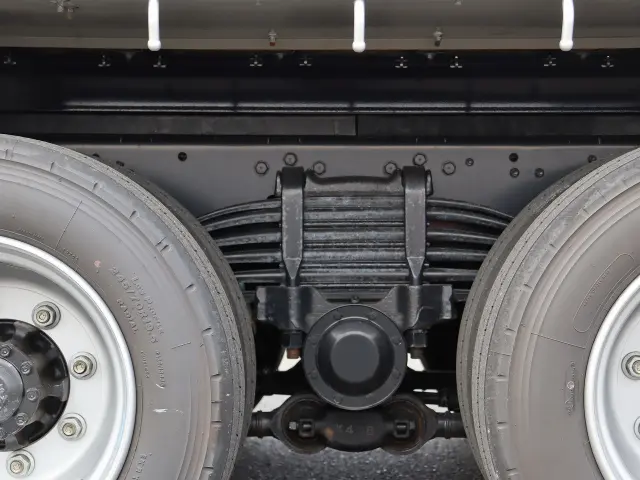 三菱 ファイター 2DG-FQ62F(6x4)の写真28