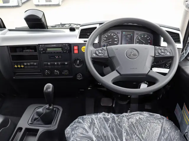 三菱 ファイター 2DG-FQ62F(6x4)の写真39