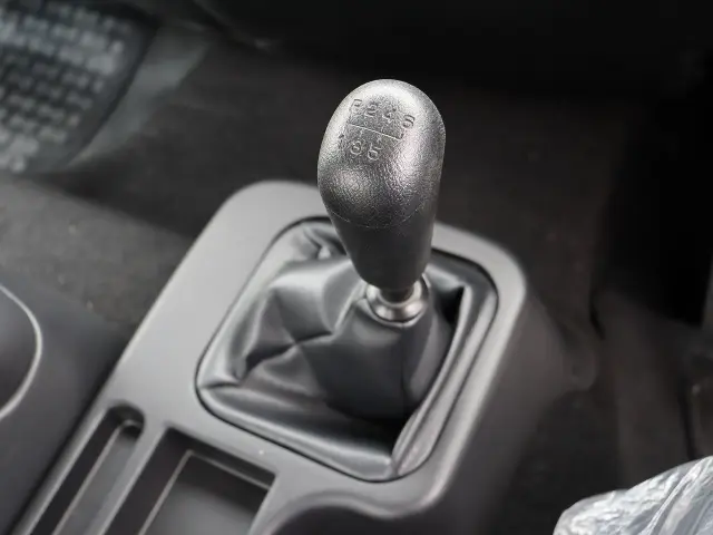 三菱 ファイター 2DG-FQ62F(6x4)の写真41