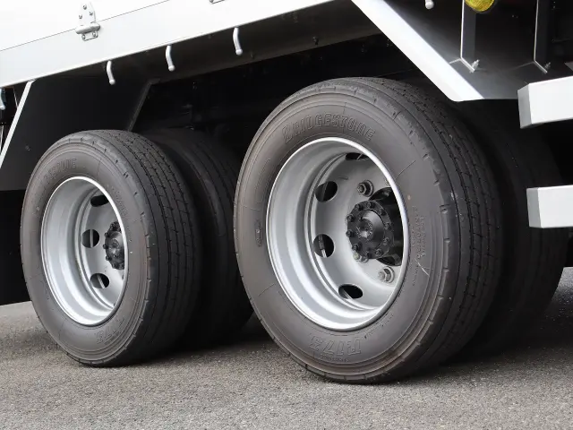 三菱 ファイター 2DG-FQ62F(6x4)の写真44