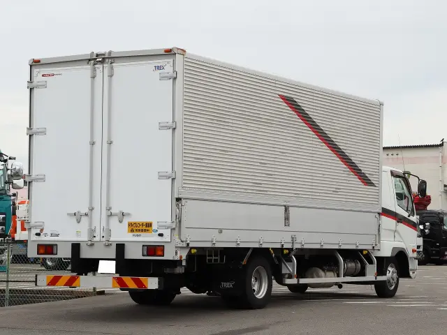 三菱 ファイター 2KG-FK64F(2WD)の写真8