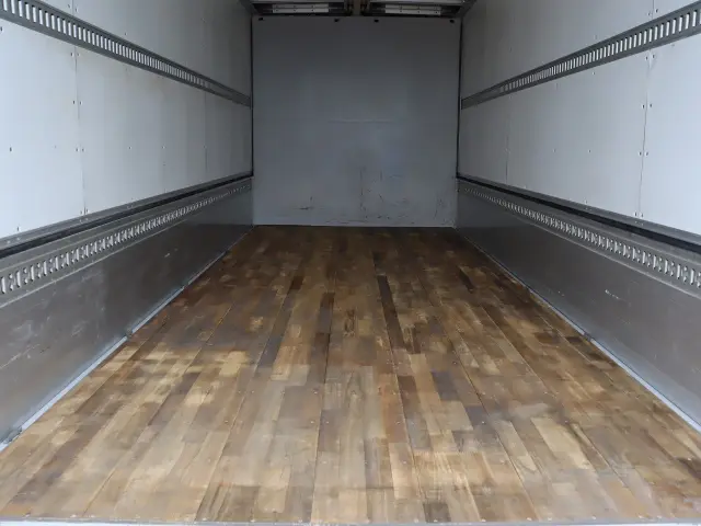 三菱 ファイター 2KG-FK64F(2WD)の写真15