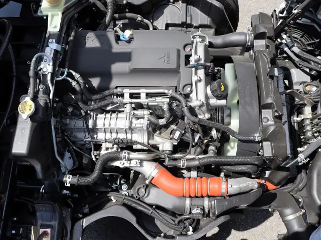 三菱 キャンター 2RG-FBAV0(2WD)の写真22