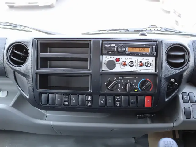 日野 デュトロ 2KG-XZU700M(2WD)の写真31