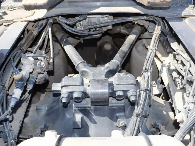 日野 プロフィア QPG-SH1EDDG(2WD)の写真17