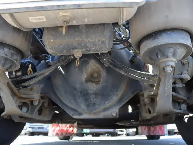 日野 プロフィア QPG-SH1EDDG(2WD)の写真19