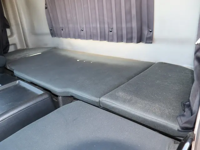 日野 プロフィア QPG-SH1EDDG(2WD)の写真36